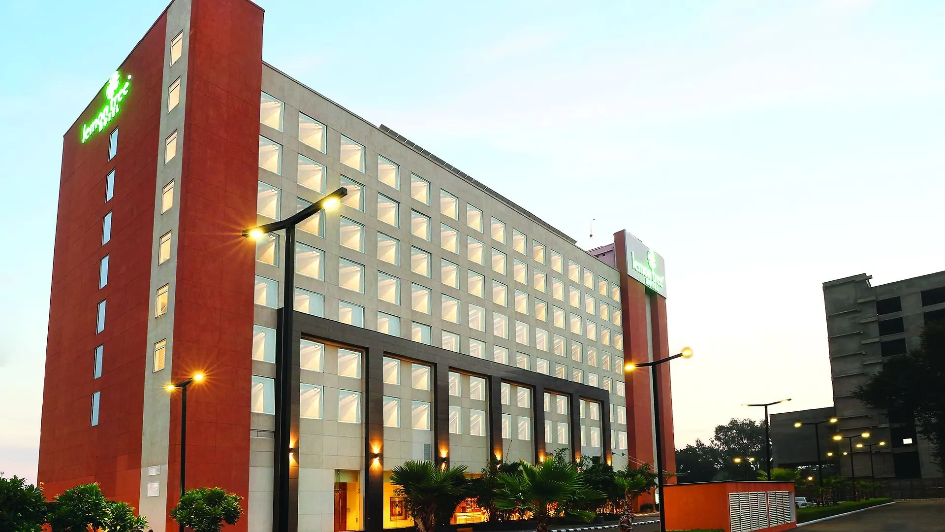 Lemon Tree Hotel Sohna Road contacts