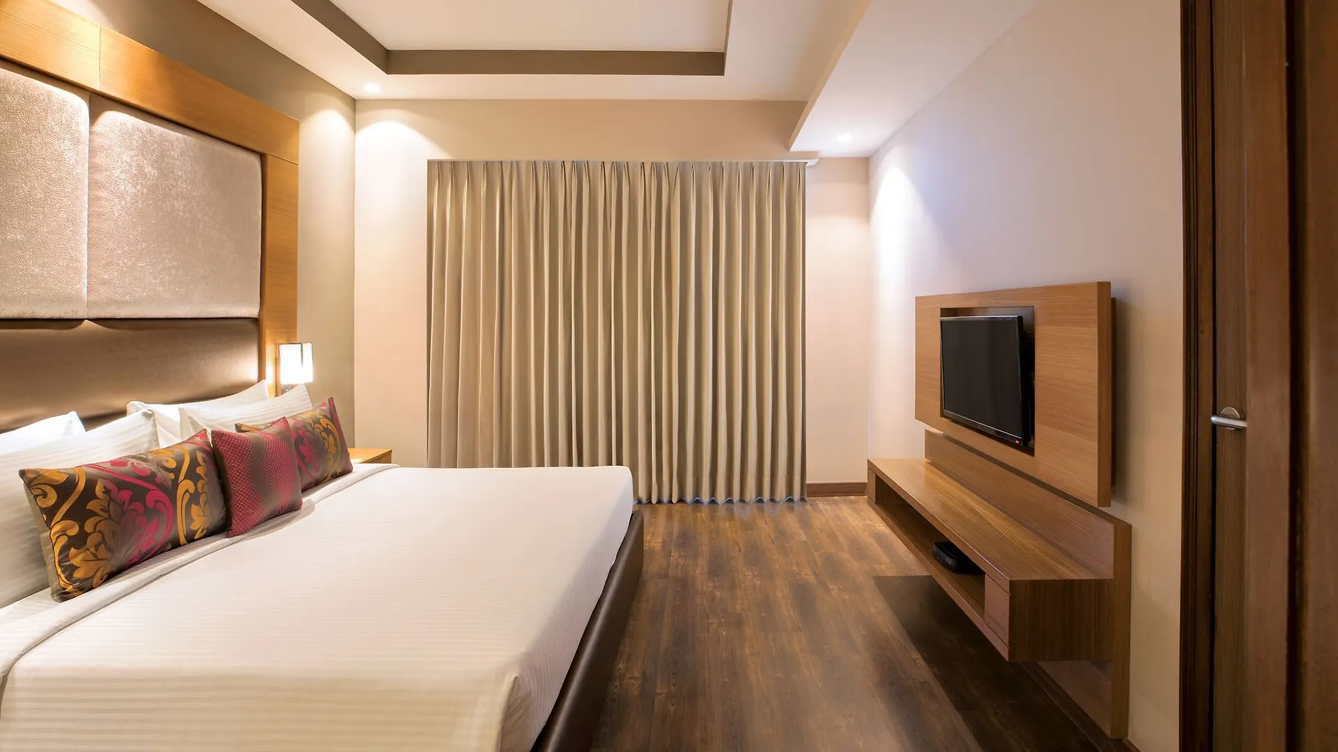 Lemon Tree Hotel Sohna Road Gurgaon 3*,