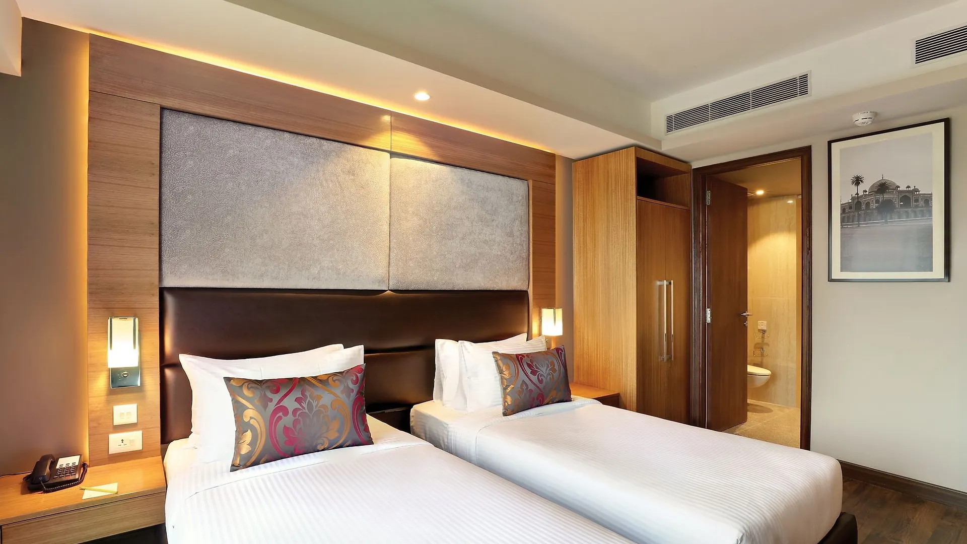 Lemon Tree Hotel Sohna Road Gurgaon 3*,